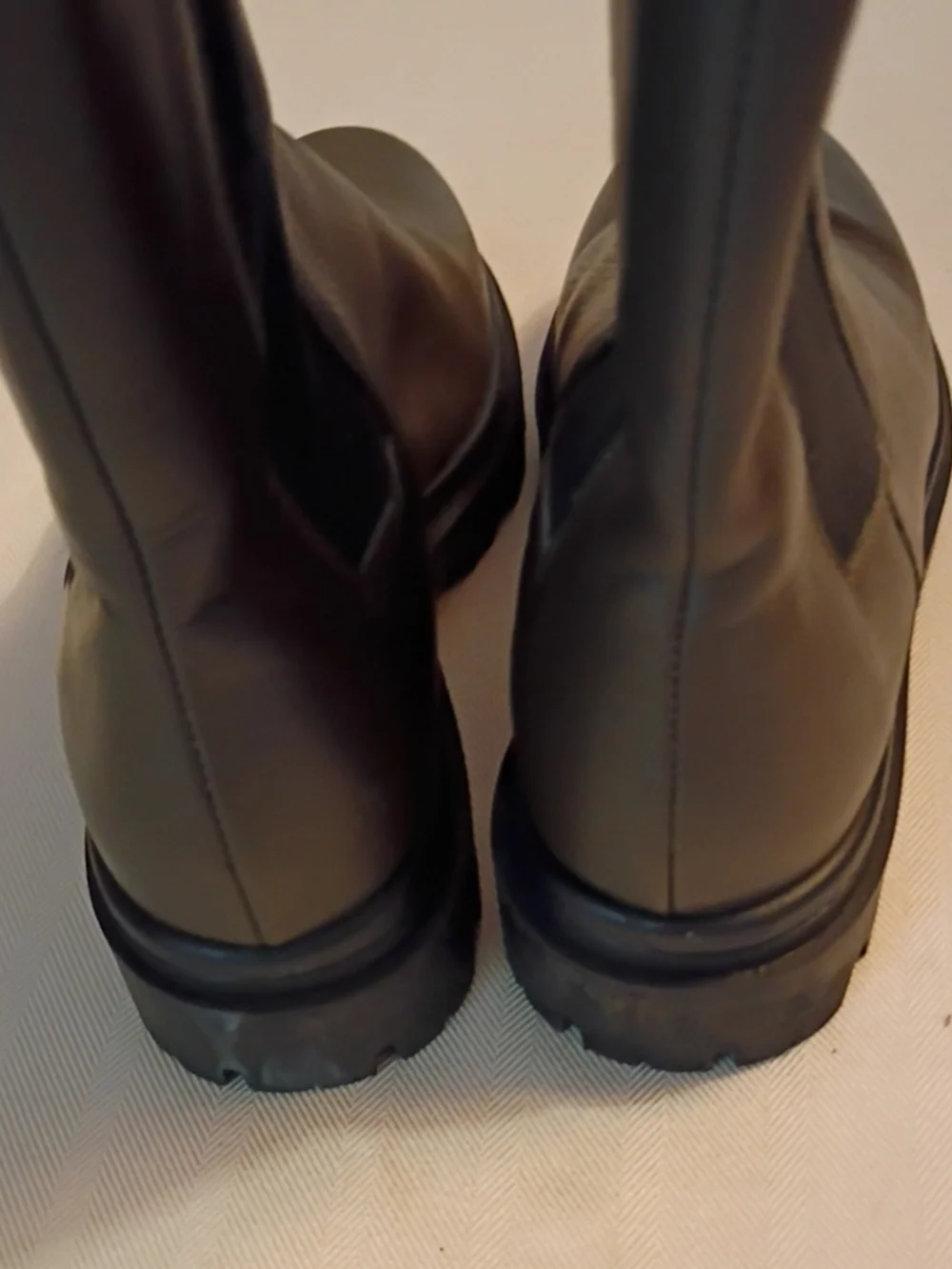 Banana Republic Boots 8